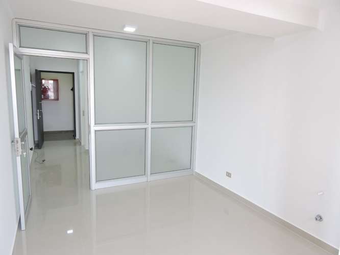 VENTA OFICINA EN LA SERENA 1EST 1 BOD