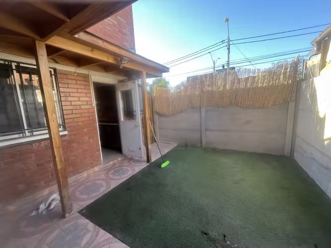 SE ARRIENDA CASA DOS PISOS, 3d-2b, Cond Cerro Negro , San Bernardo