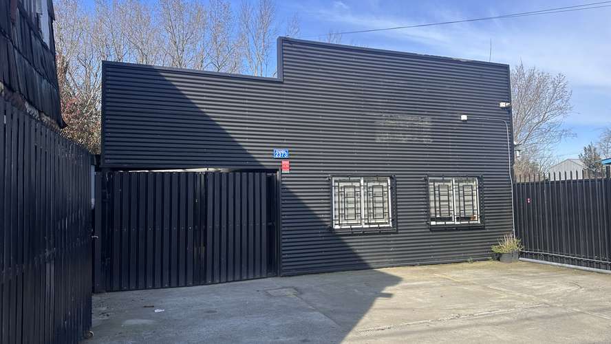¡ARRIENDO COMERCIAL EN EXCELENTE UBICACIÓN – VALDIVIA!