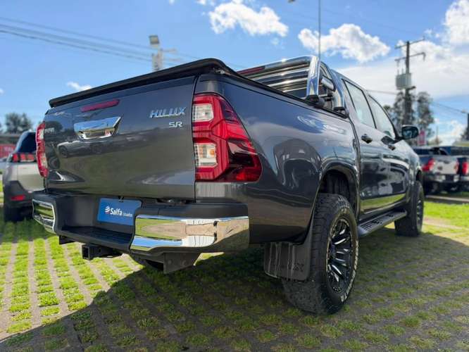 Toyota Hilux 2.8 SR MT 4X4 DIESEL 2026 - Imagen 5