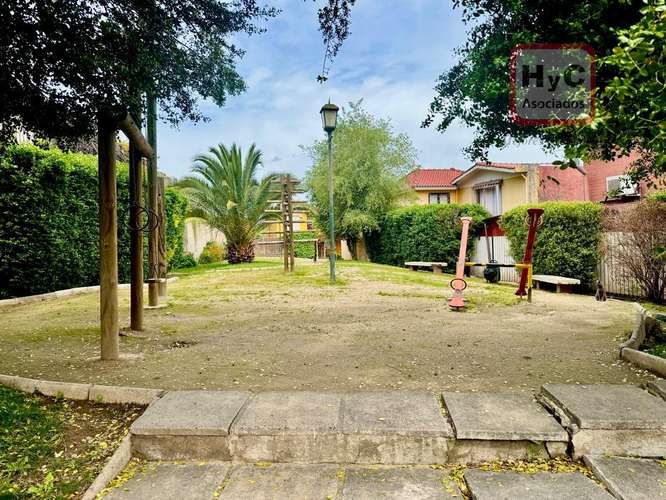 Amplica Casa 4D+3B+1E - Condominio Privado - Imagen 19