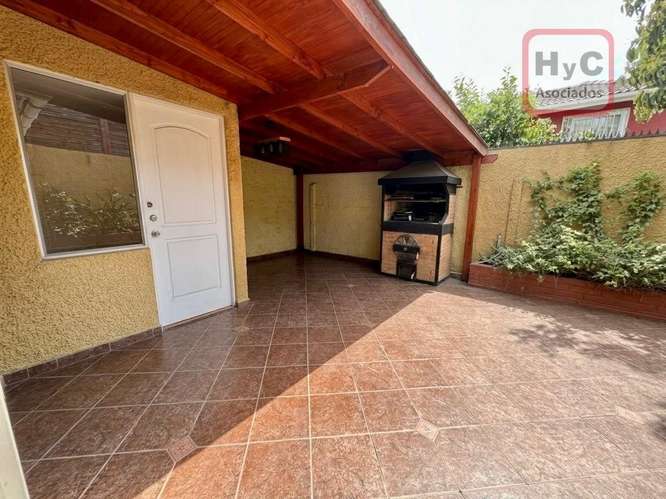 Amplica Casa 4D+3B+1E - Condominio Privado - Imagen 20