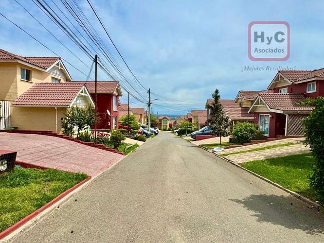 Amplica Casa 4D+3B+1E - Condominio Privado - Imagen 18