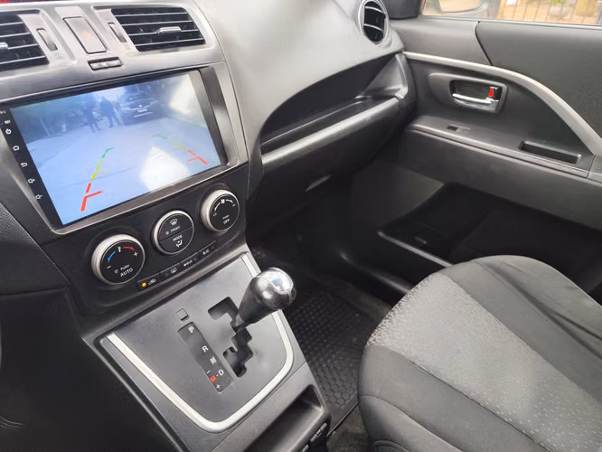 MAZDA 5