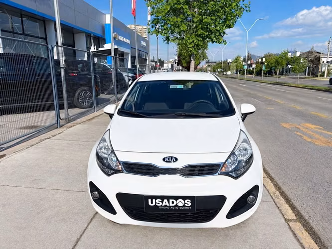 KIA RIO 5 2014