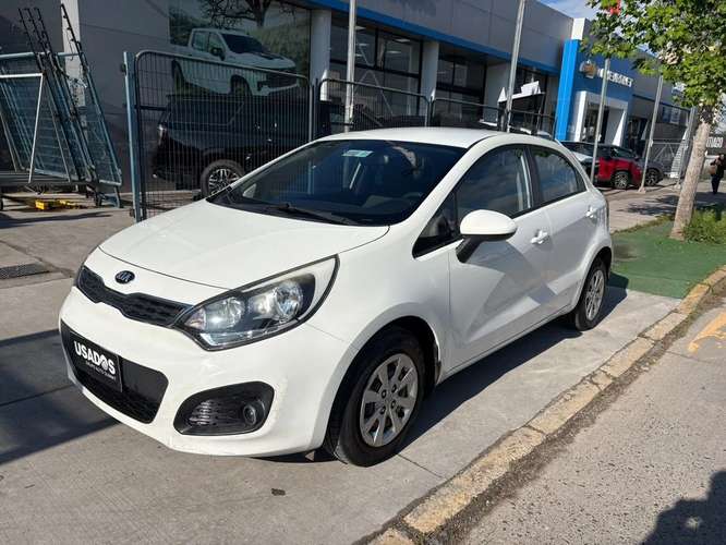 KIA RIO 5 2014 - Imagen 2