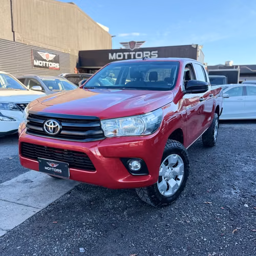 TOYOTA HILUX DX 2023 4X4