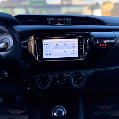 TOYOTA HILUX DX 2023 4X4 - Imagen 8
