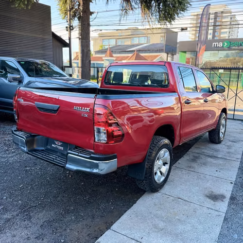 TOYOTA HILUX DX 2023 4X4 - Imagen 5