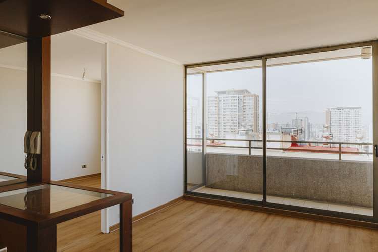 RETAIL Av. Vicuña Mackenna 881 2 Dormitorios y 2 Baños Piso 20