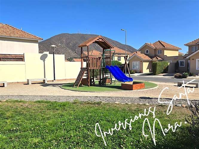 Casa en Condominio Serena Oriente San Joaquín