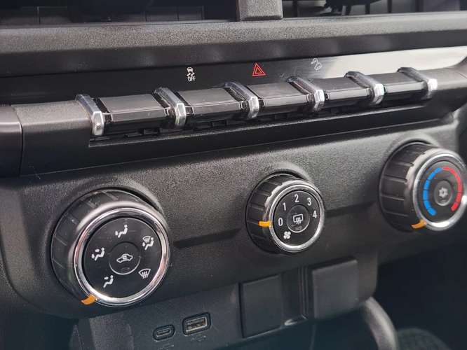 Chevrolet Colorado 2.8TD WT MT 4WD S 2025 - Imagen 18
