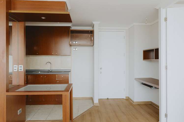 RETAIL Av. Vicuña Mackenna 881 2 Dormitorios y 1 Baños Piso 4