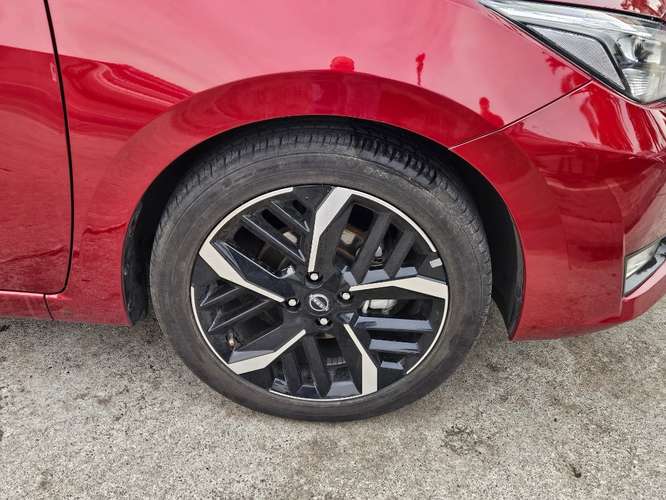 Nissan Versa 1.6 EXCLUSIVE 4X2 CVT AT 4P 2023 - Imagen 10