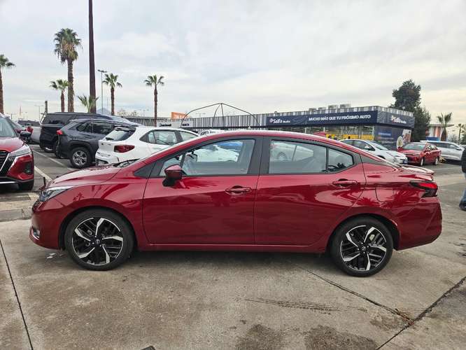 Nissan Versa 1.6 EXCLUSIVE 4X2 CVT AT 4P 2023 - Imagen 8
