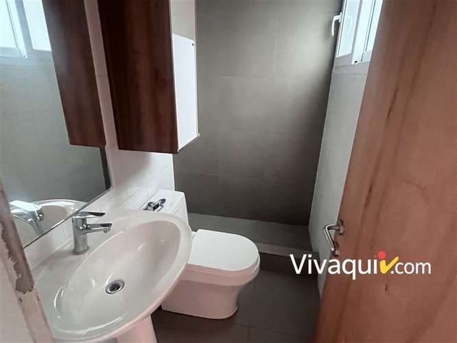 Casa en arriendo de 3 dorm mas servicio en Macul - Imagen 10