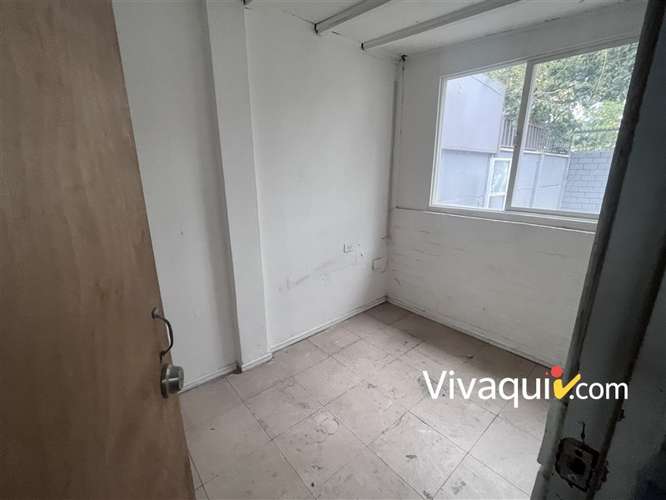 Casa en arriendo de 3 dorm mas servicio en Macul - Imagen 15