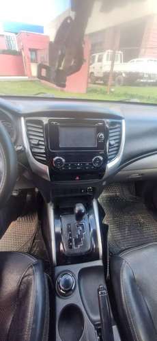 Mitsubishi L200 Dakar - Imagen 5