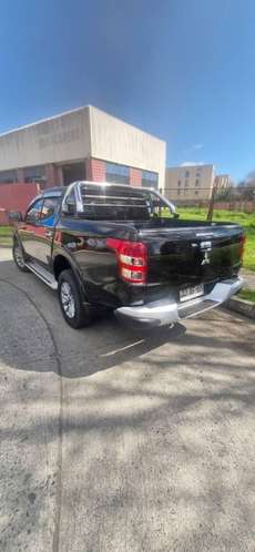 Mitsubishi L200 Dakar - Imagen 4