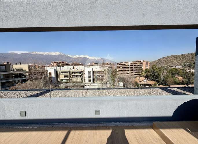 Dúplex con Rooftop Privado, Quincho y Jacuzzi - Imagen 14