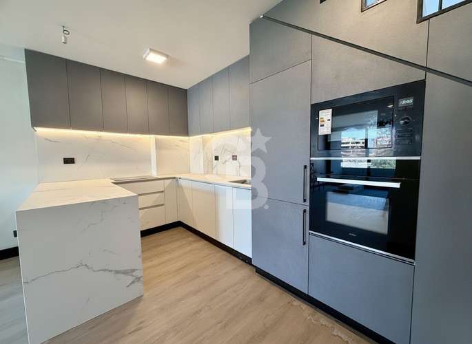 Dúplex con Rooftop Privado, Quincho y Jacuzzi - Imagen 4