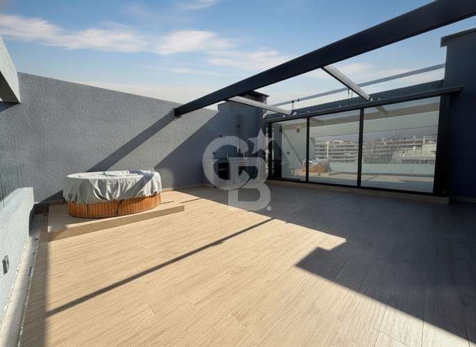 Dúplex con Rooftop Privado, Quincho y Jacuzzi - Imagen 13