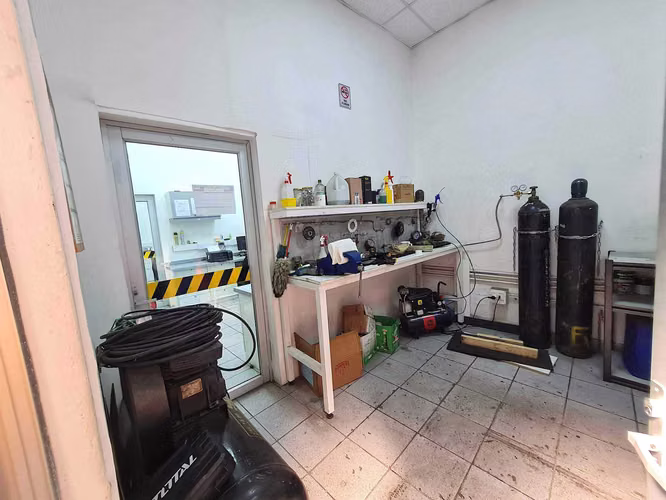 Local comercial, oficina venta (72950) - Imagen 9