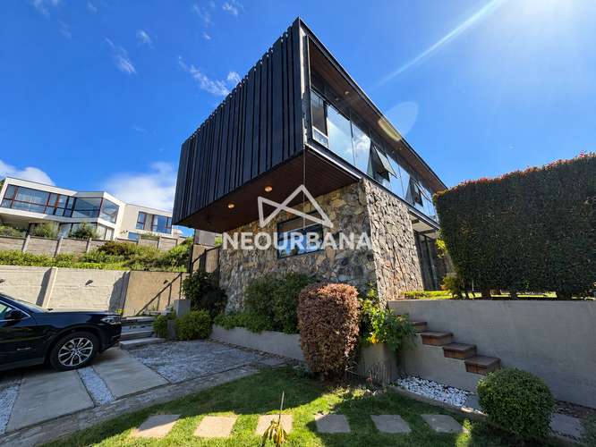 VENTA LINDA Y ACOGEDORA CASA 4 DORMITORIOS EN CONCON