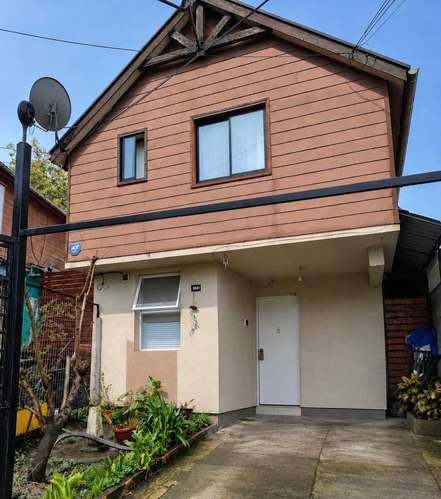Casa de 2 Pisos con Amplios Espacios en Temuco (186231)
