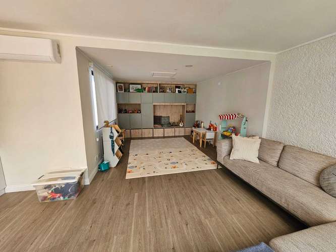 ARRIENDO CASA/ AMOBLADA/LA REINA (96289)