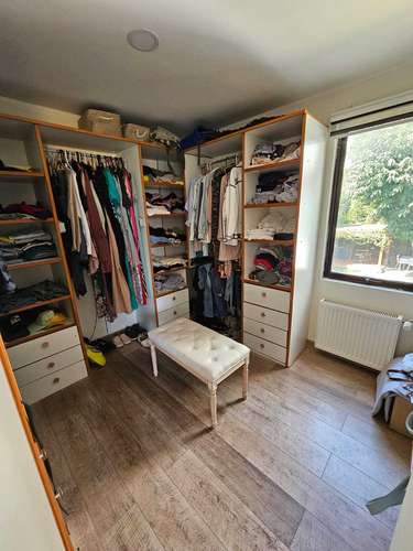 ARRIENDO CASA/ AMOBLADA/LA REINA (96289)