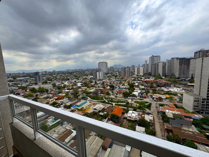 Sta. Petronila 28, con Av. Ecuador, Metro Las Rejas - Imagen 5