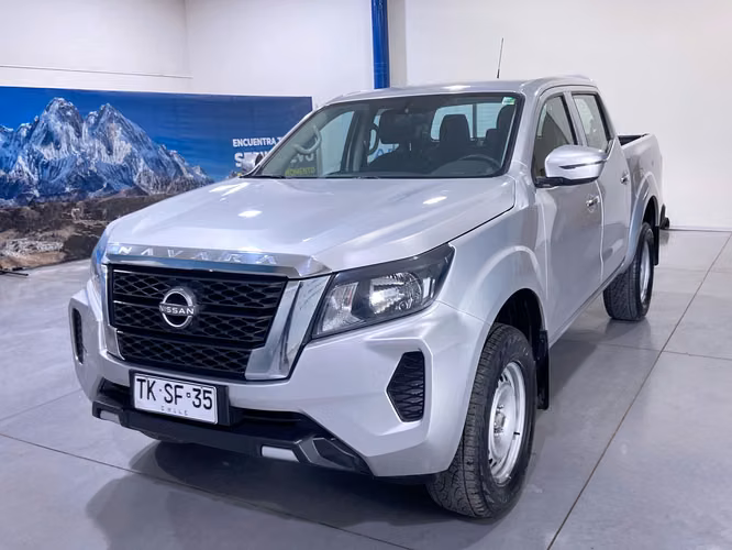 NAVARA SE 4X2 TKSF35-SANTIAGO