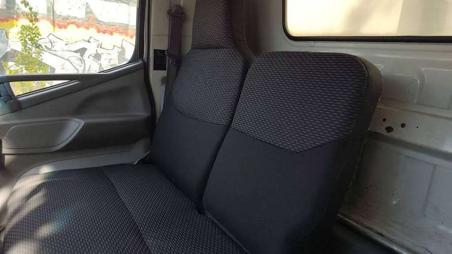 Camión Mitsubishi Canter 2015 - Imagen 4