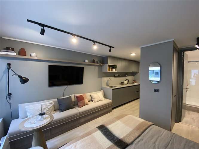 Arriendo Dpto Moderno Amoblado 1D1B Piscina Metro Toesca