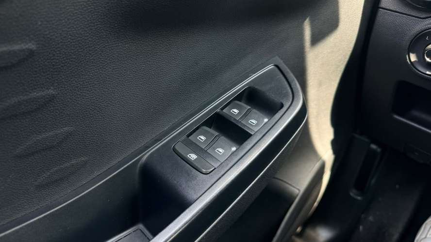 MG MG3 1.5 STD HB MT (2024) - Imagen 20