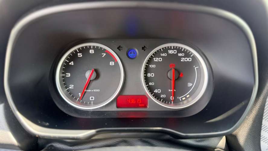 MG MG3 1.5 STD HB MT (2024) - Imagen 7