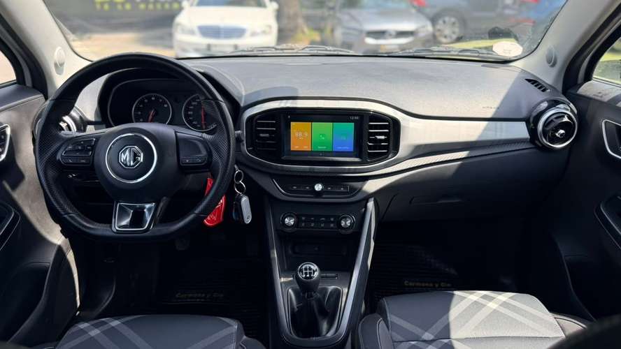MG MG3 1.5 STD HB MT (2024) - Imagen 13