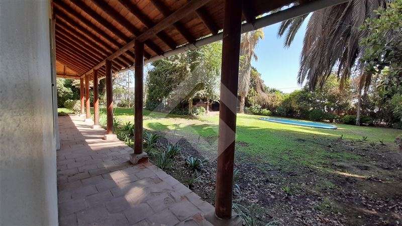 Sitio en arriendo en Buín con casa apta comercial