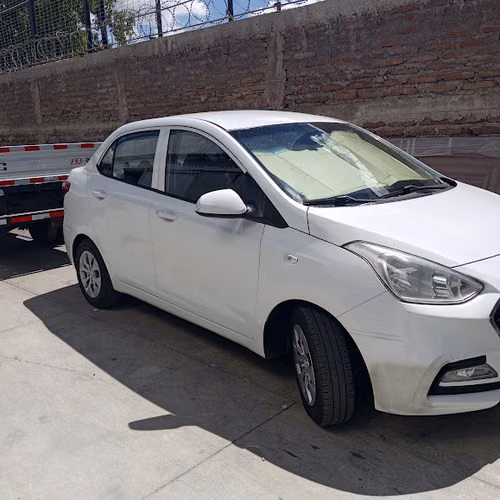 Grand i10