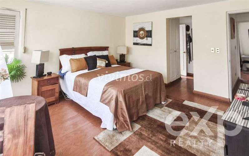 Casa en venta La Reina. Valenzuela Puelma - Condominio
