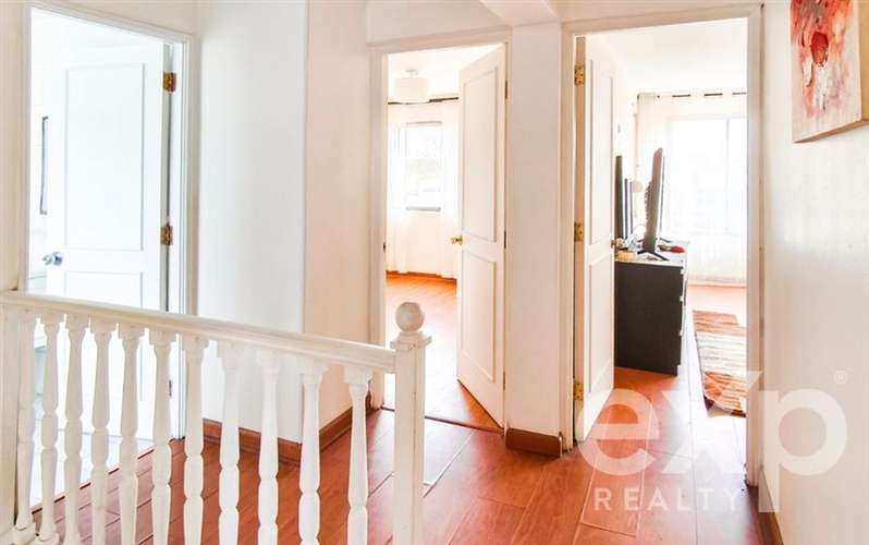 Casa en venta La Reina. Valenzuela Puelma - Condominio