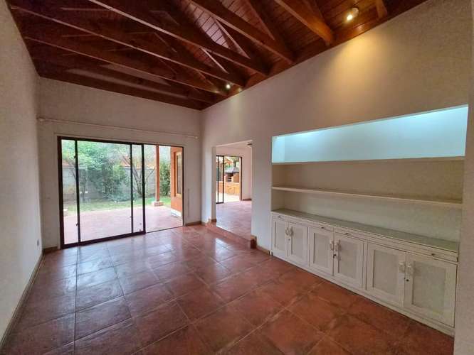 Se Arrienda hermosa casa en El Polo de Machali