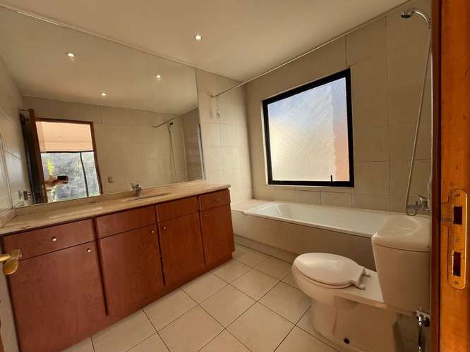 Se vende hermosa casa en Loteo El Polo. Machalí