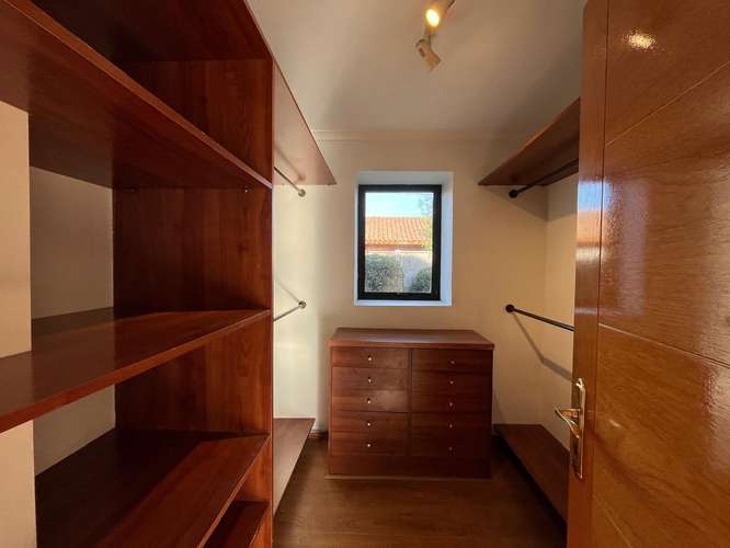 Se vende hermosa casa en Loteo El Polo. Machalí