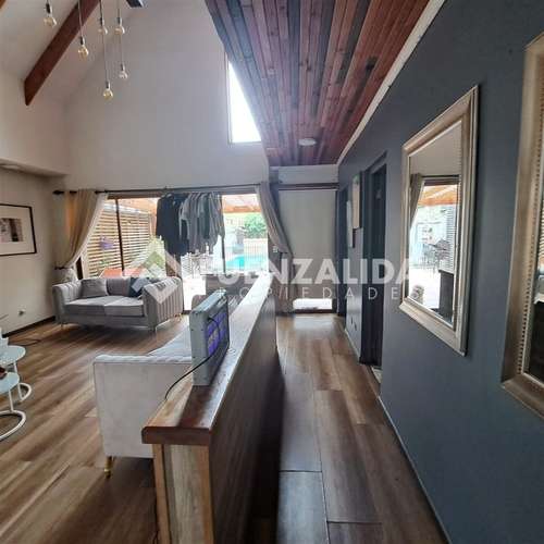 Gran Casa en venta de 4 dorm. en Quinta Normal - Imagen 2