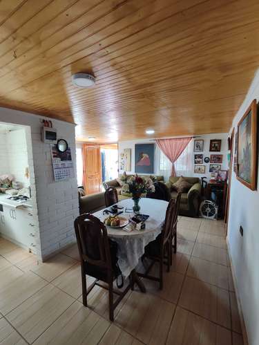 Amplia Casa con Excelente Conectividad (186256) - Imagen 14