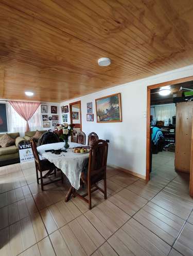 Amplia Casa con Excelente Conectividad (186256) - Imagen 9
