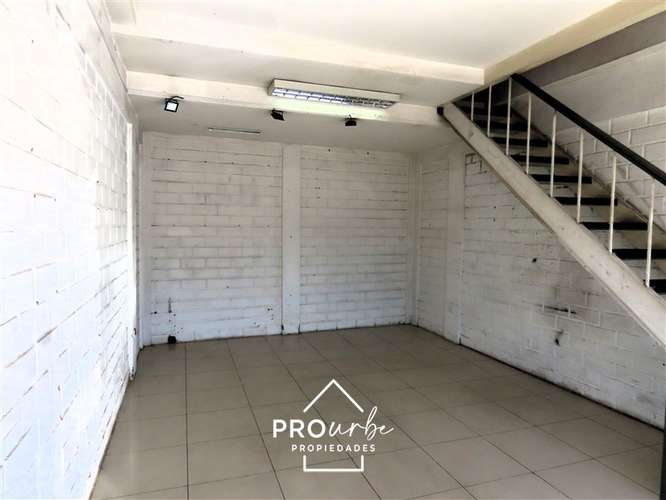 Local Comercial con oficina arriendo en Quillota