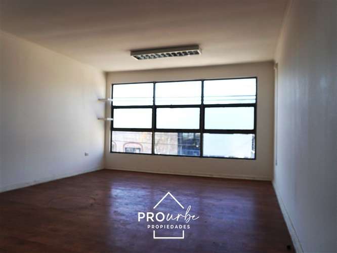 Oficina y local comercial en arriendo en Quillota